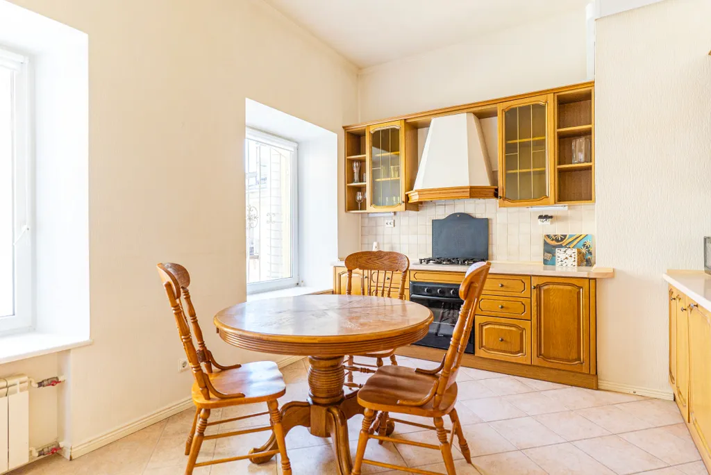 Квартира с большой гостиной с видом