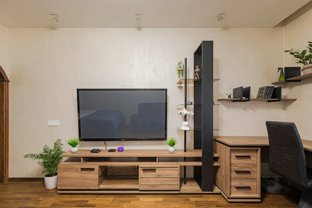 Современная уютная квартира с балконом рядом с метро и ТЦ