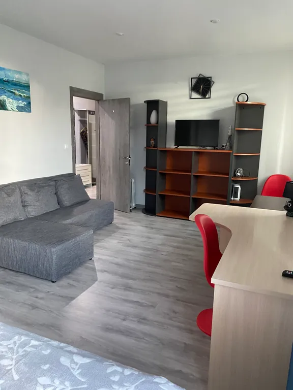 Квартира коммунальная двухкомнатная