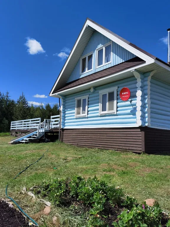 Двухэтажный дом с видом на Галичское озеро