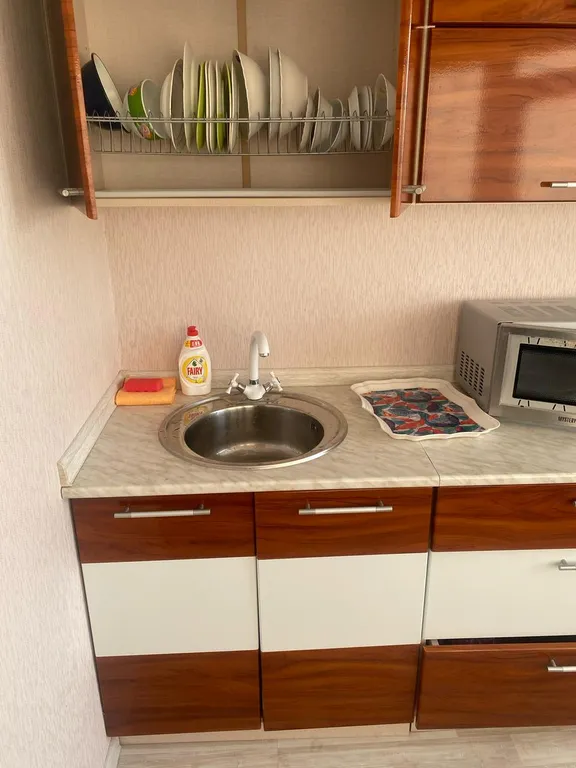 Уютная, комфортная двухкомнатная квартира, цена зависит от количества