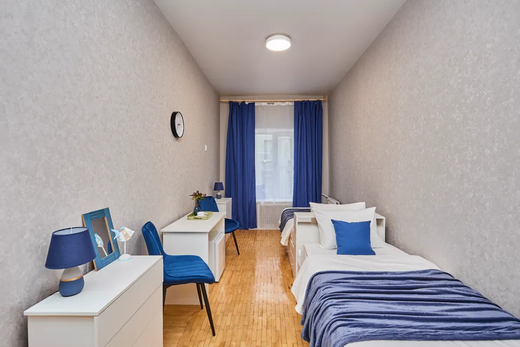 Уютный номер с двумя раздельными кроватями