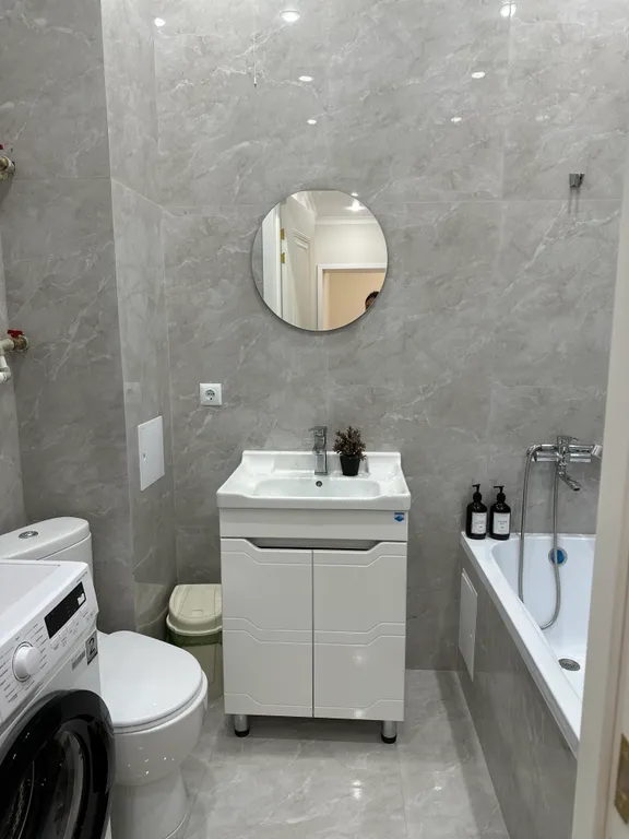 Полноценная 2-комнатная квартира в центре левого берега