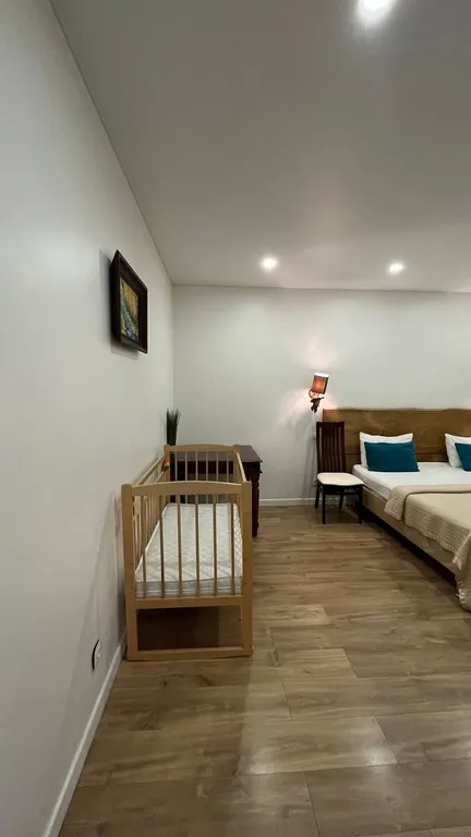 Евро-четырехкомнатный апартамент Эко Дом с террасой