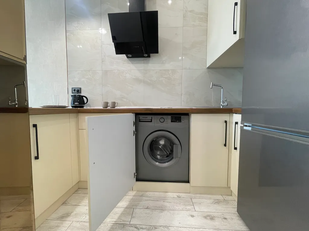 Terracotta Apartment