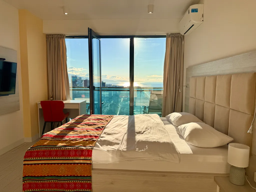 Beach Tower студия на берегу моря