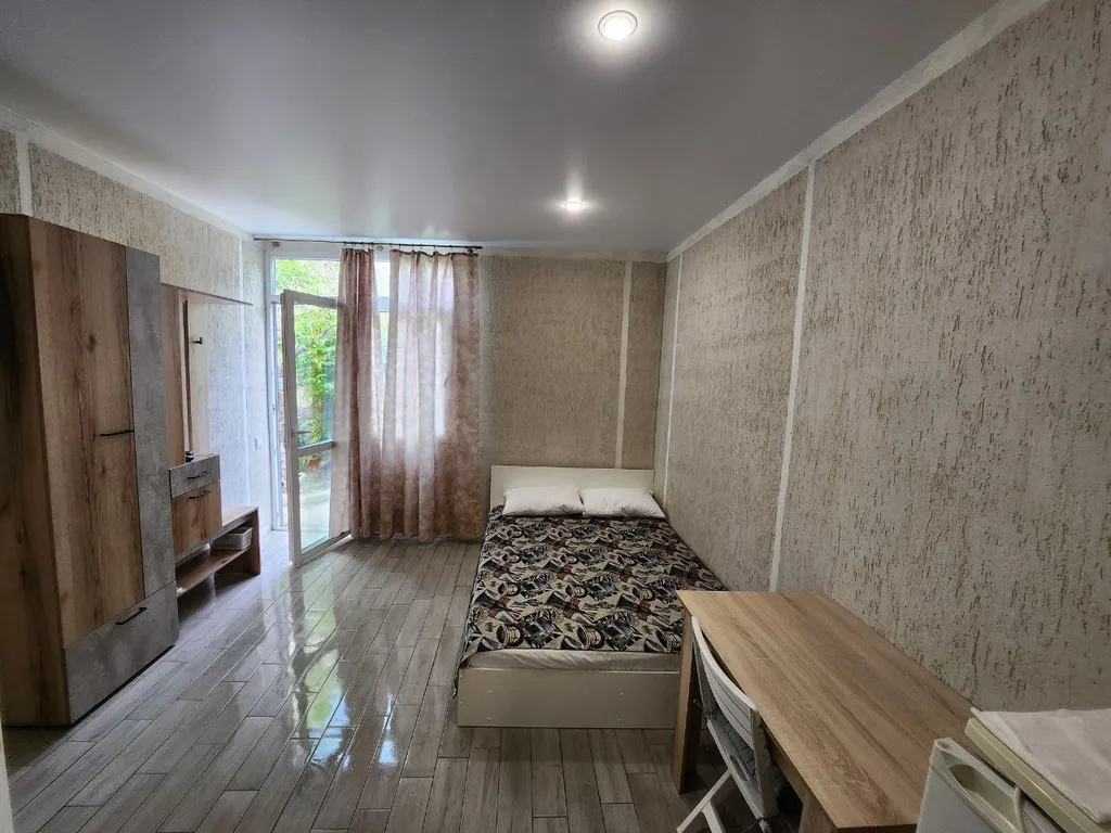 Квартира Квартира 3-х местный номер с удобствами комфорт — Геленджик