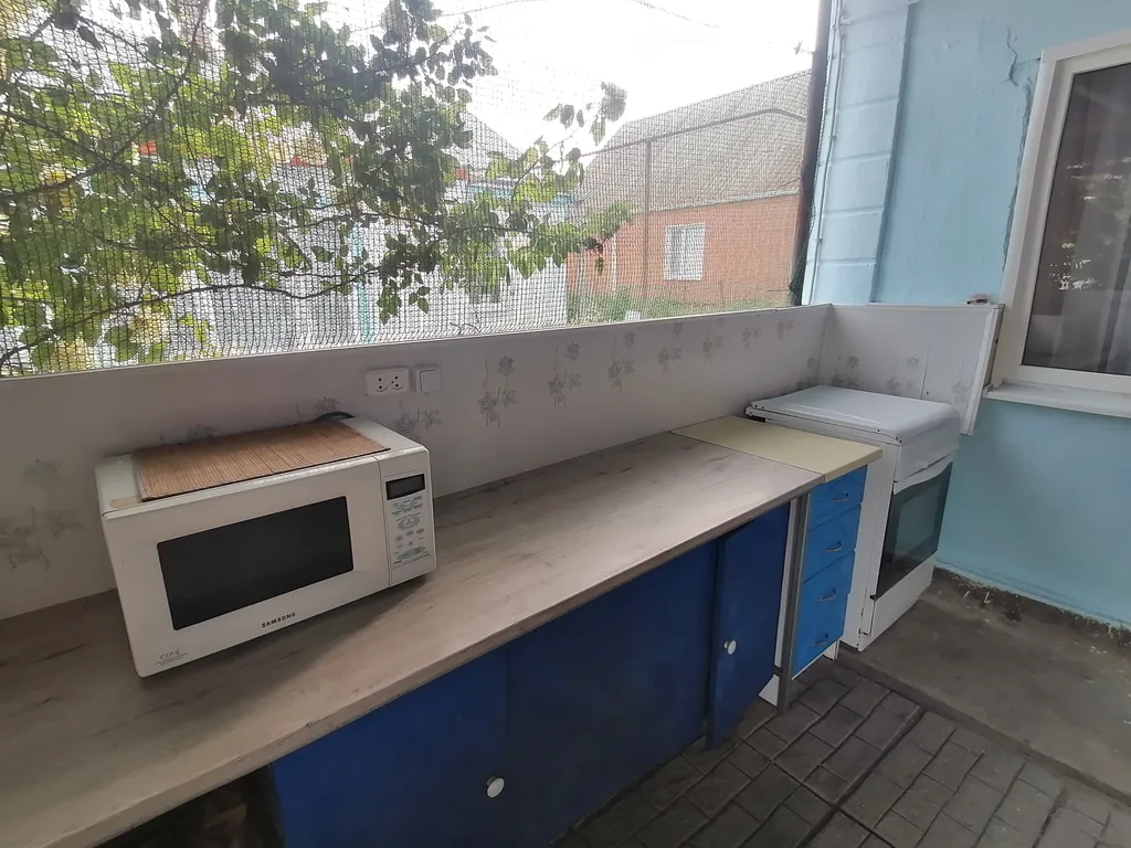 Отдельно стоящий уютный двух комнатный домик со всеми удобствами