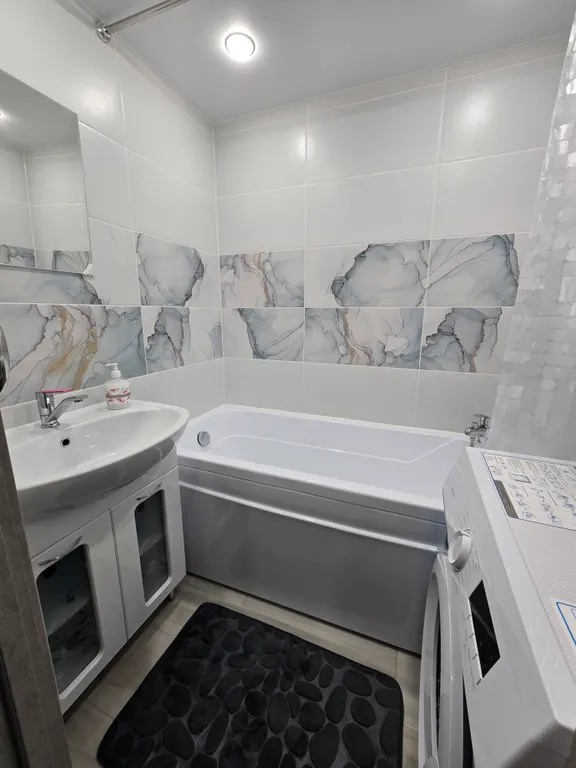 Квартира Однокомнатная квартира в центре — Вихоревка