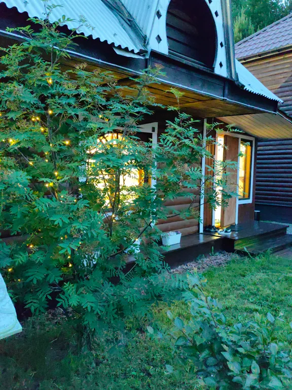 Семейный домик Лаки Хаус поселок Листвянка