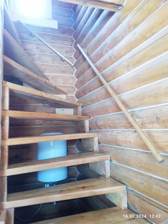 Уютный домик недалеко от горы