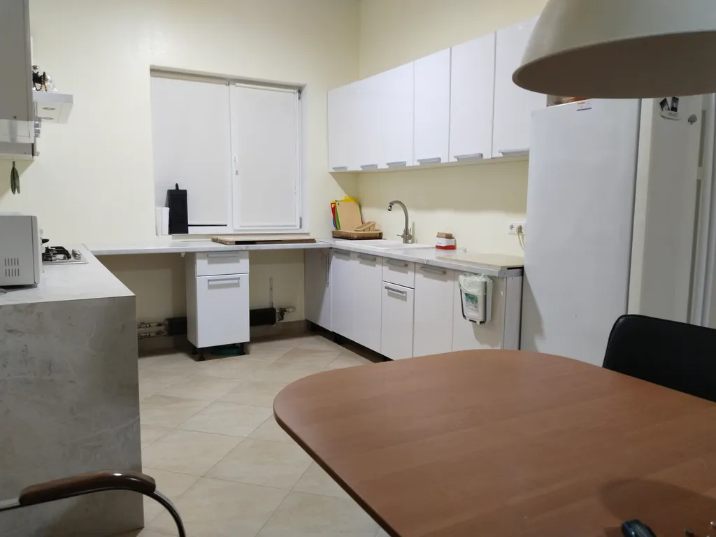 Дом с чаном