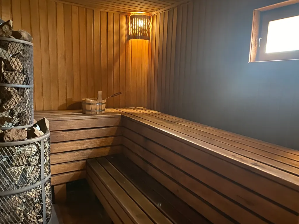 Уютный загородный дом с русской баней на дровах