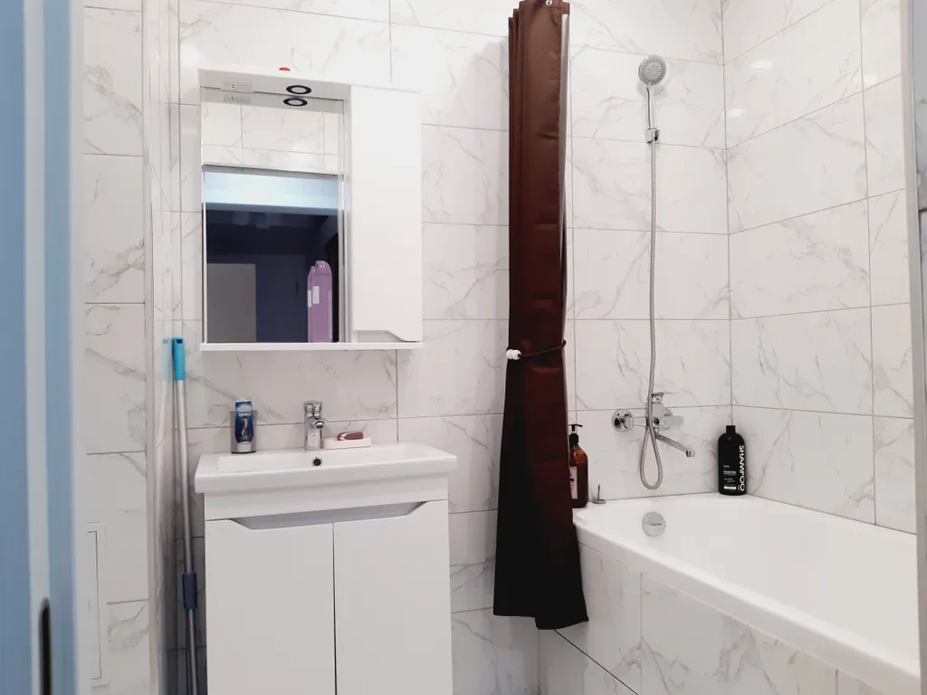 Новая квартира с евро ремонтом с отличной локацией