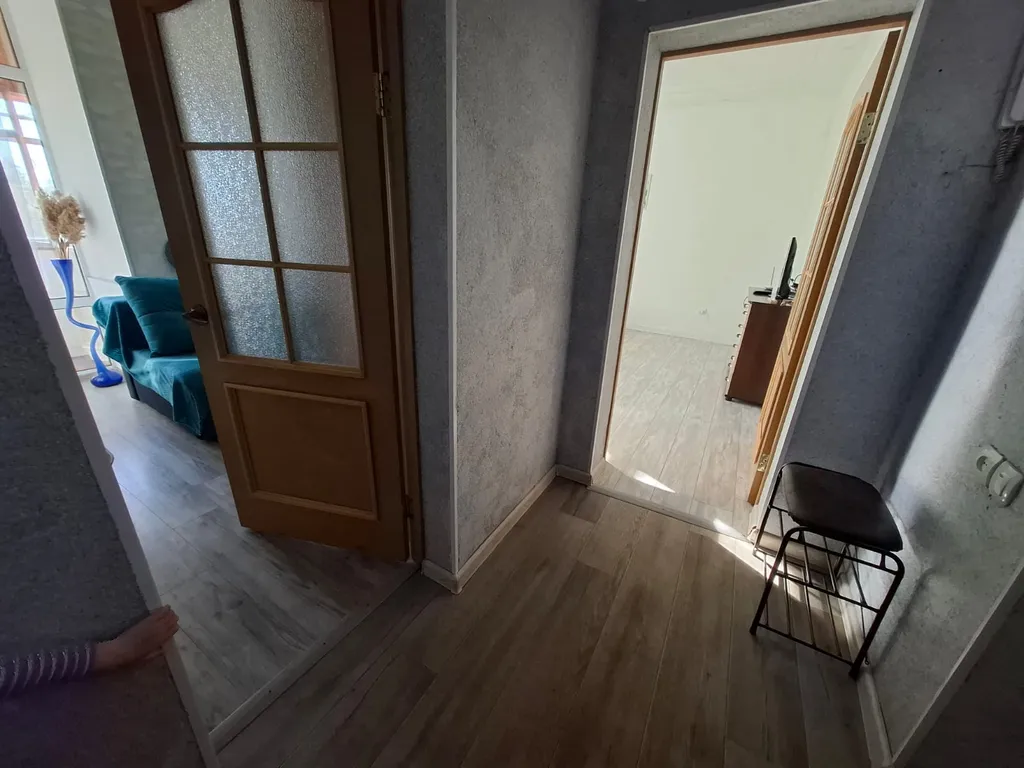 Квартира Две раздельные комнаты и балкон — Омск