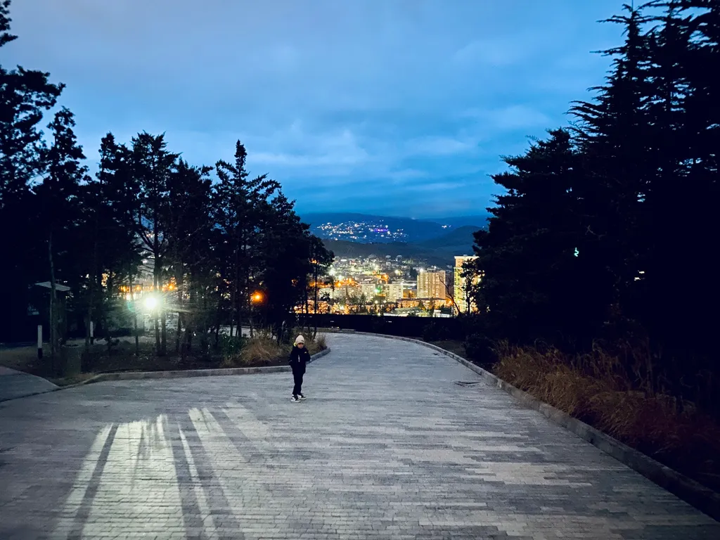 Апарт с видом на море и горы с подогреваемым бассейном и барбекю зоной