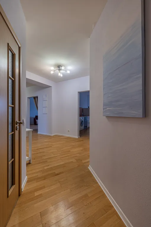 Шикарная 3-комнатная квартира с дизайнерским ремонтом в центре