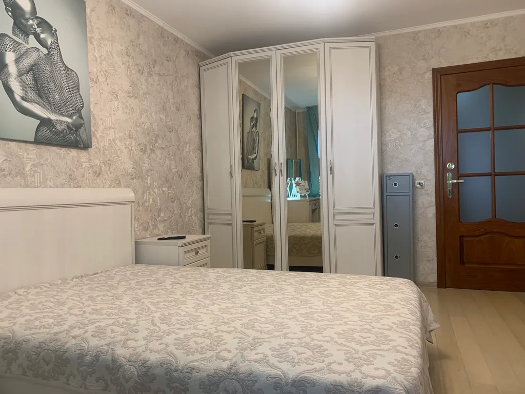 Квартира Трехкомнатная квартира в центре Парус — Калининград