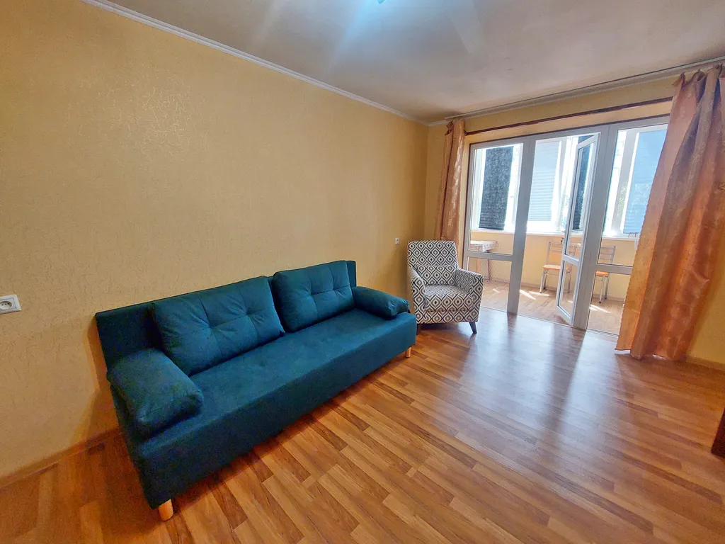 Пляжный сезон не закончится: квартира в курортном городе Агудзера