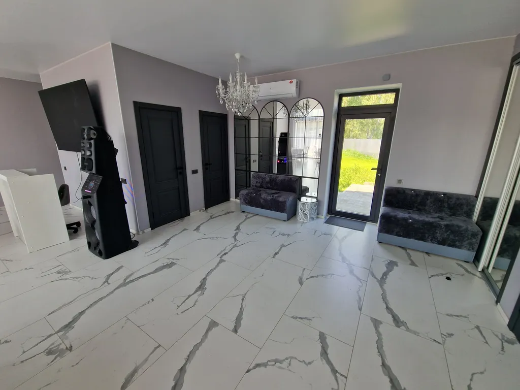 Коттедж/дом загородный у озера красивое место