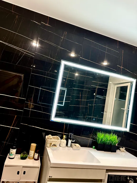 Дом с панорамными окнами и баней