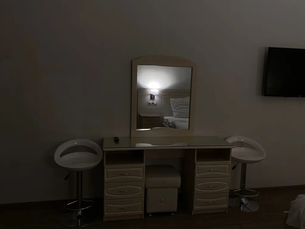 Просторный двухместный номер с двумя раздельными кроватями и балконом