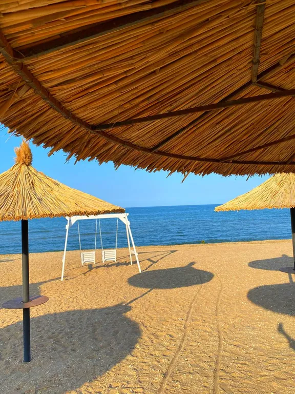 Дома у моря, первая линия, вид на море