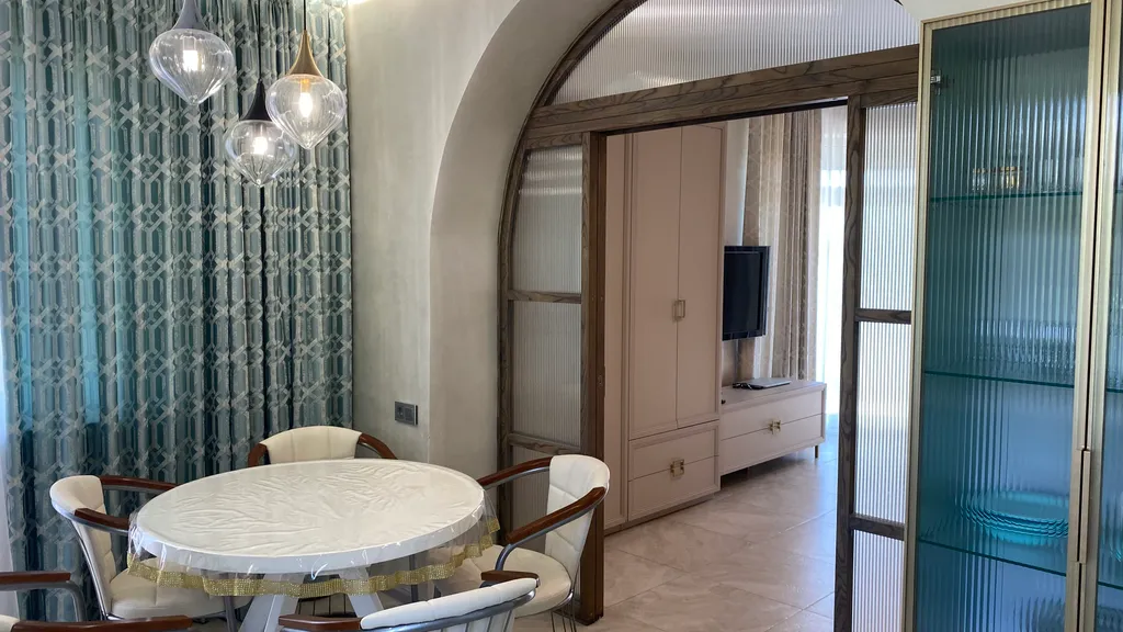 Коттедж с бассейном