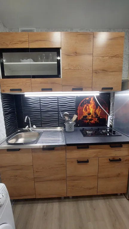 Уютная квартира после ремонта с новой мебелью