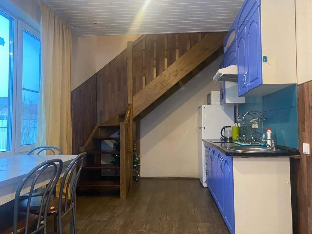 Коттедж 5-комнатный Дом — Луга