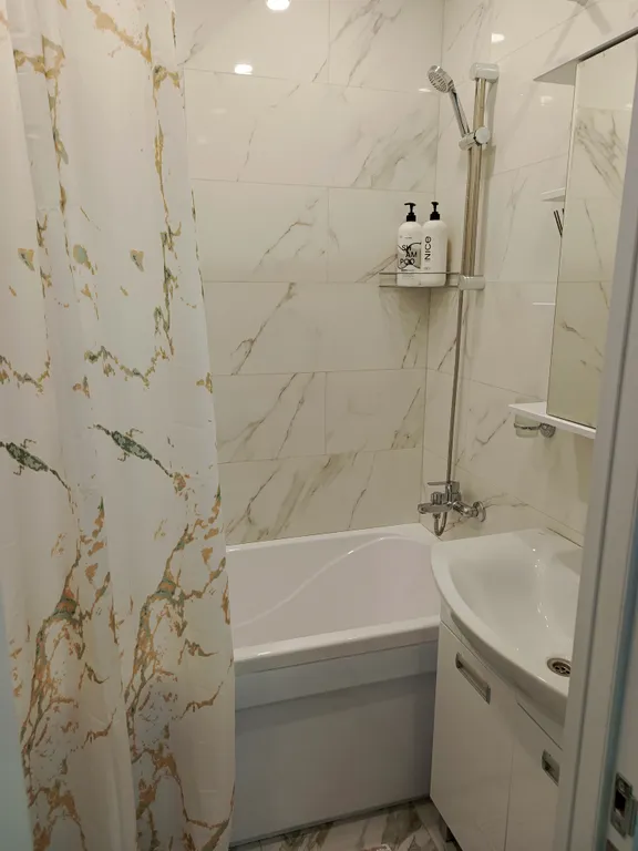 Уютная квартира с видом на набережную в центре города