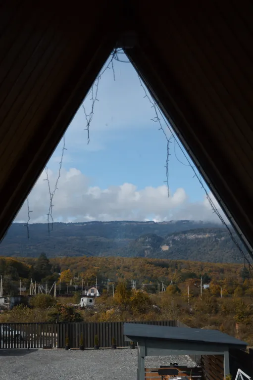 Коттедж «Уголок природы» с видом на гору Монах