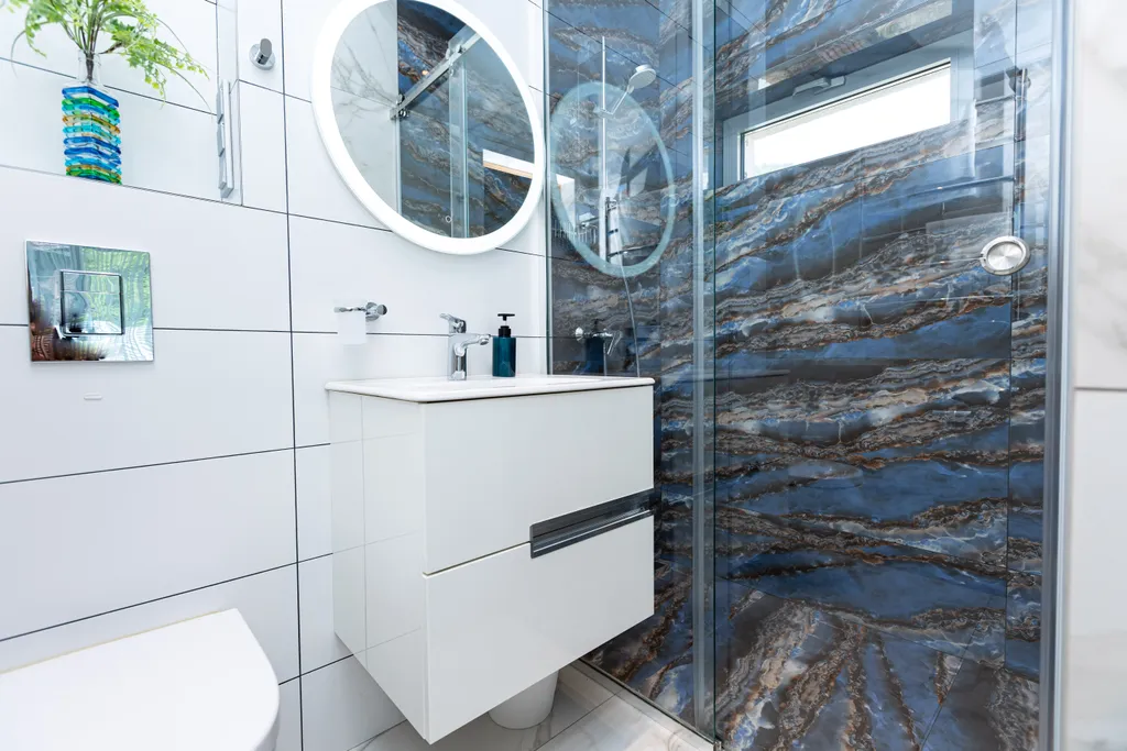 Просторная квартира с живым камином и видом на горы