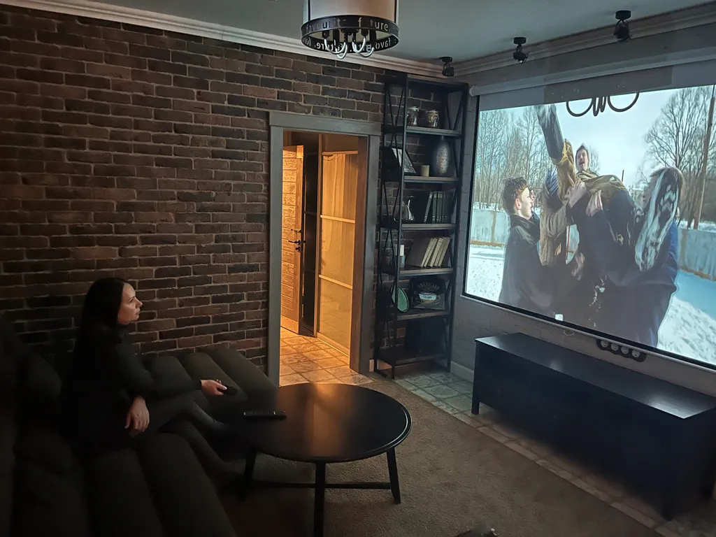 Квартира 2х комнатный лофт с проектором — аренда посуточно в Ростов-на-Дону