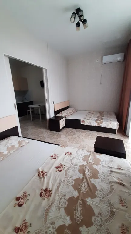 Двухкомнатная студия с мини кухней