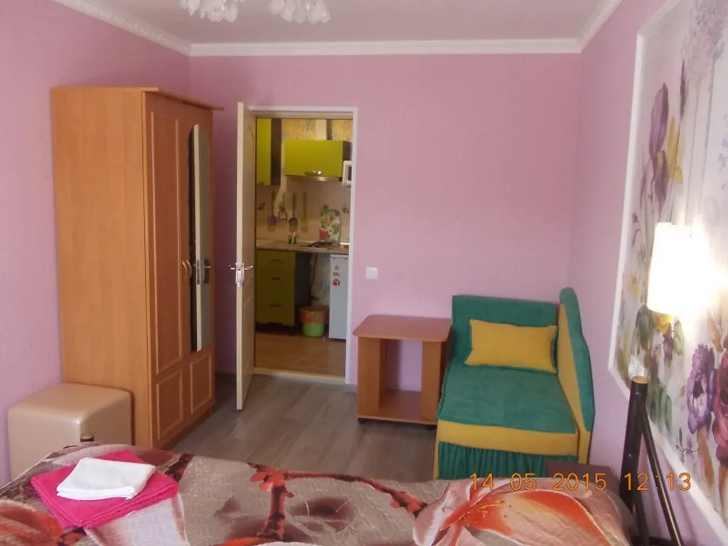 Небольшая уютная квартира