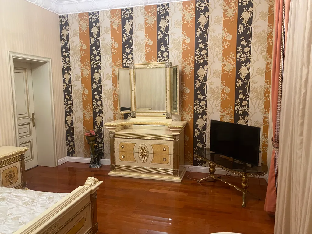 Коттедж с сауной и бассейном