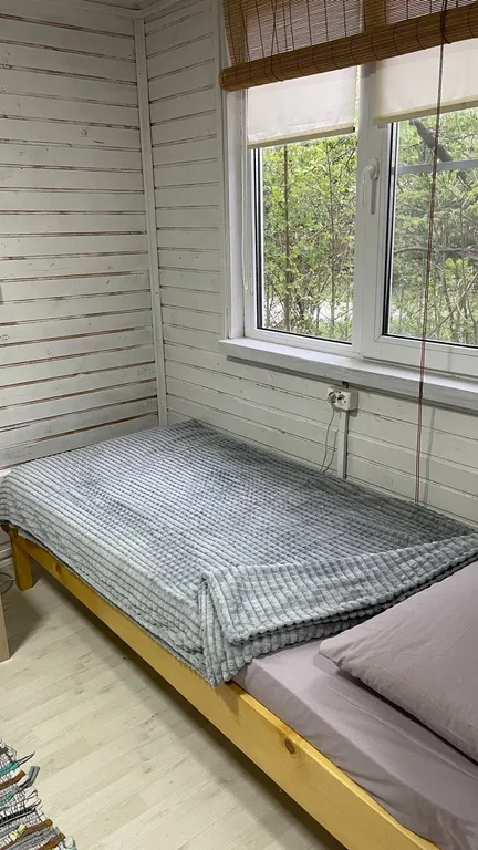 Квартира Квартира Трехместный номер с 1 двуспальной и 1 односпальной кроватями — Геленджик