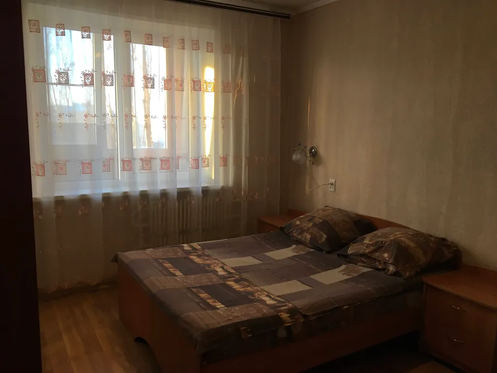 2-комнатная Квартира — аренда посуточно в Губкин