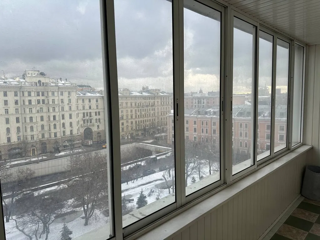 Квартира Просторная дизайнерская двухкомнатная квартира на Маяковской — Москва