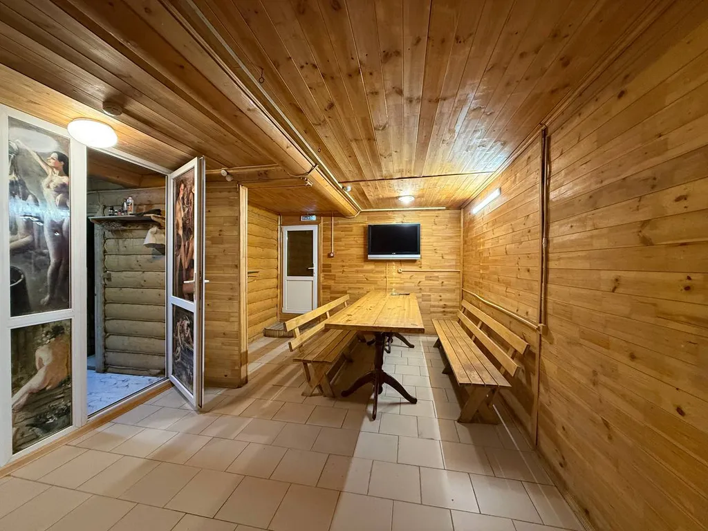 Дом для мероприятий и праздников до большой компании