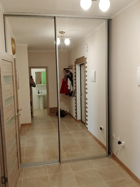 Квартира в новом доме с охраняемой стоянкой