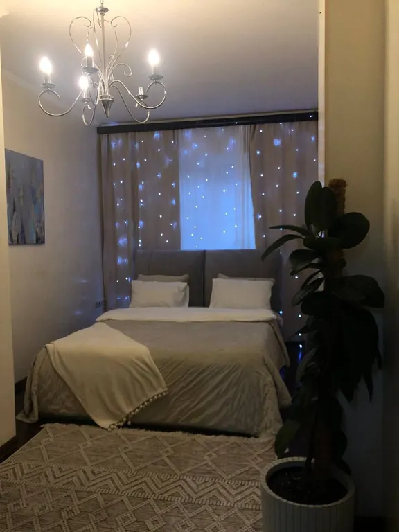 Дом с садом в центре рядом с набережной