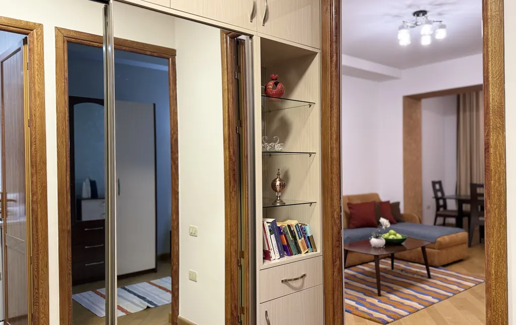 Улучшенные апартаменты с 1 спальней и  балконом в центре города