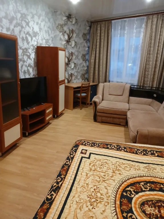 Квартира Однокомнатная квартира с видом на горы на 4 этаже. — Кировск