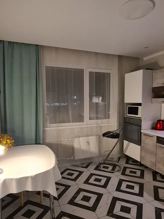 Уютная квартира с очень удобной локаций, близко центр и Степной, Термо