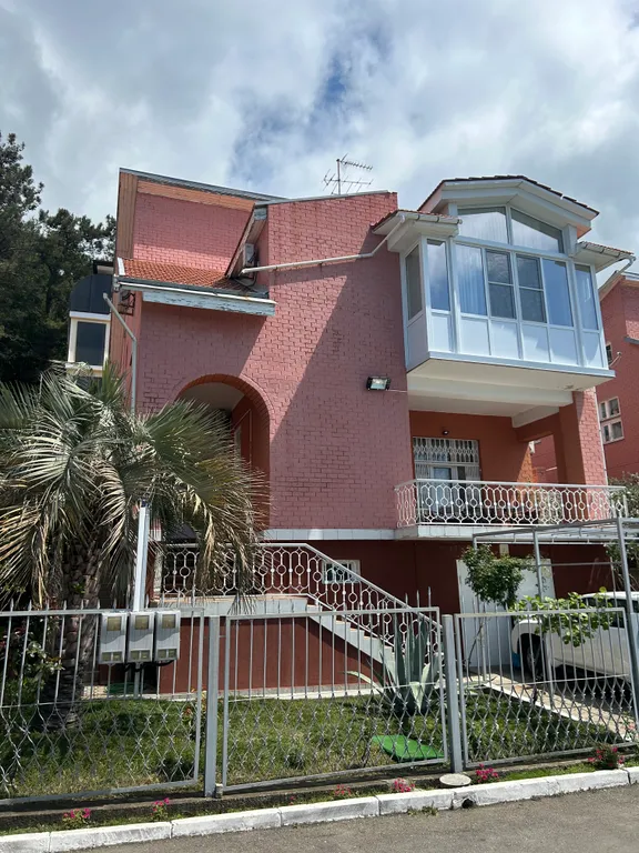 7-комнатный Дом