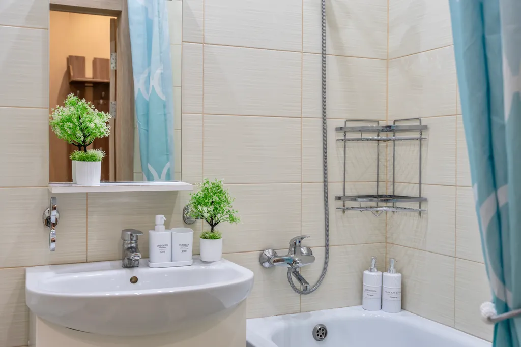 Панорамные окна в пол с потрясающим видом на закат