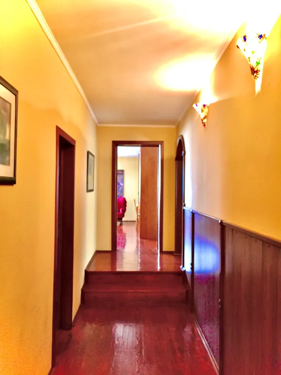 Коттедж Красивый дом с русской баней на дровах и теплым бассейном — Обухово