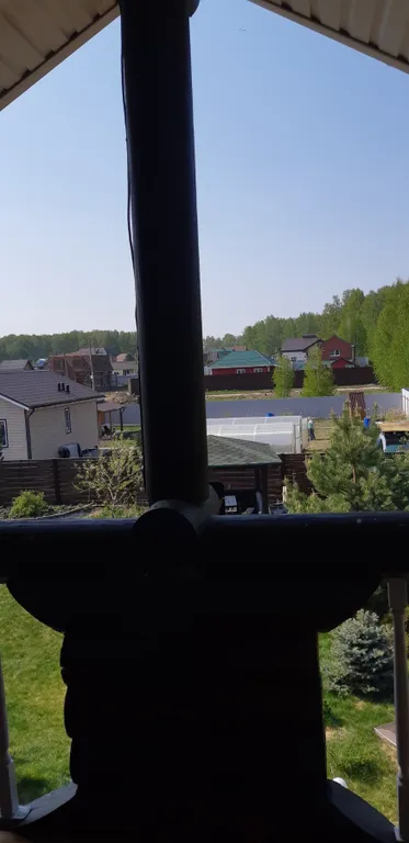 Дом на озере